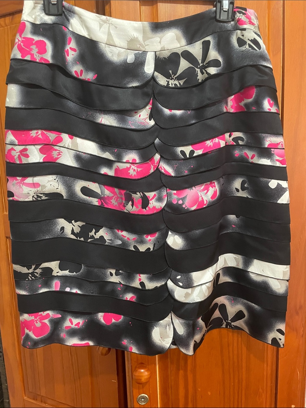 Escada layered beautiful skirt